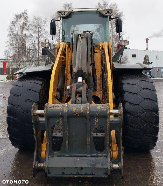 Liebherr L580 - 2