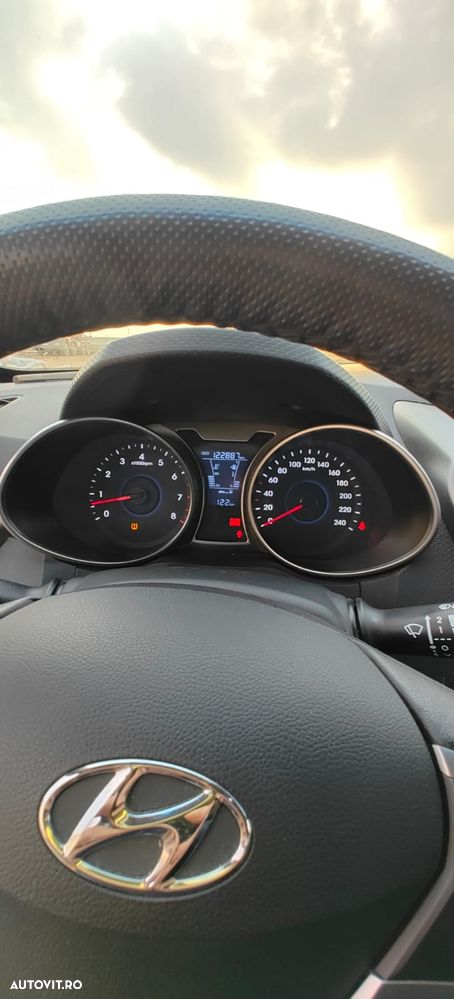 Hyundai Veloster 1.6 GDi DOHC - 9
