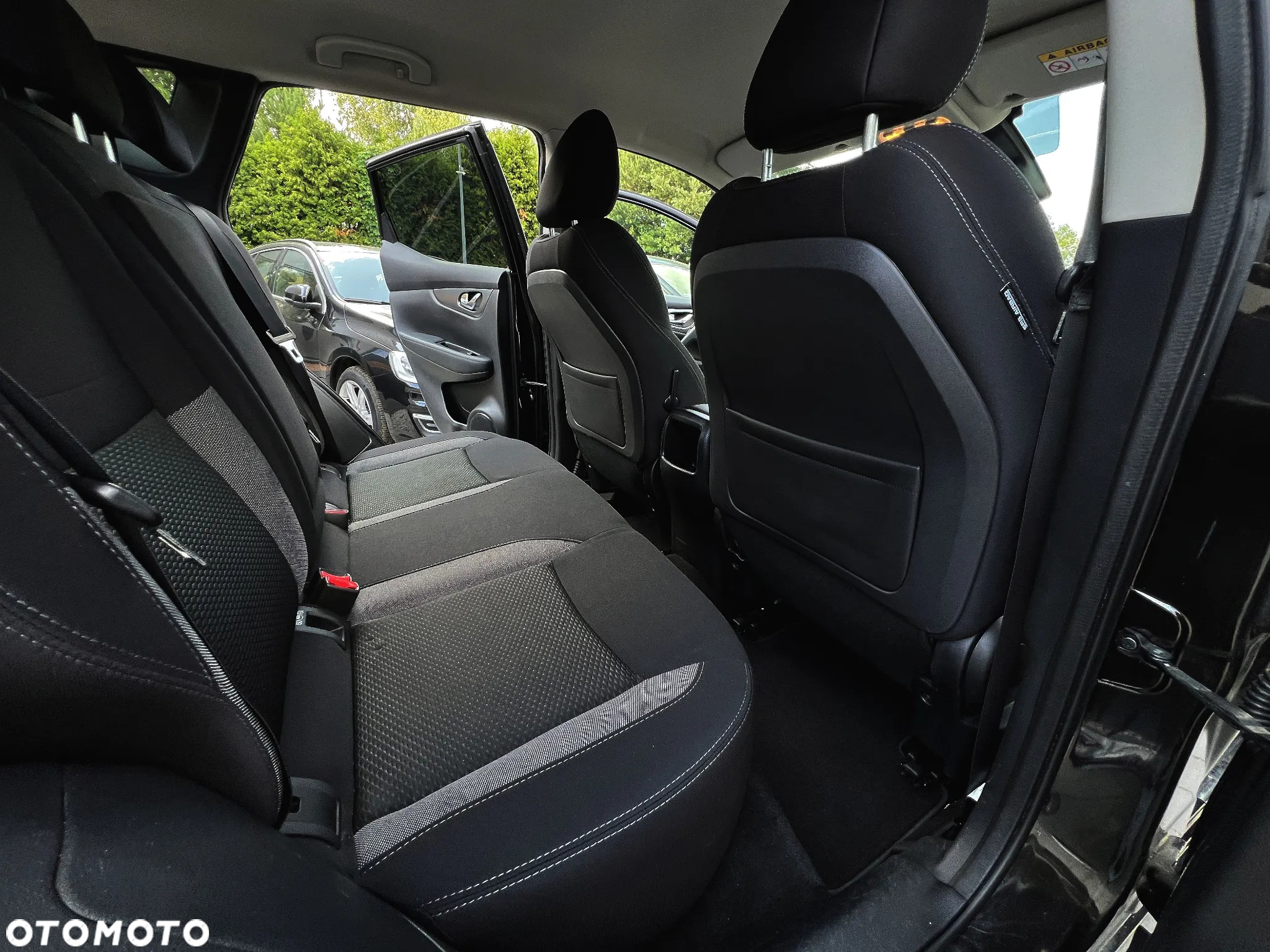 Nissan Qashqai 1.3 DIG-T N-Connecta - 19