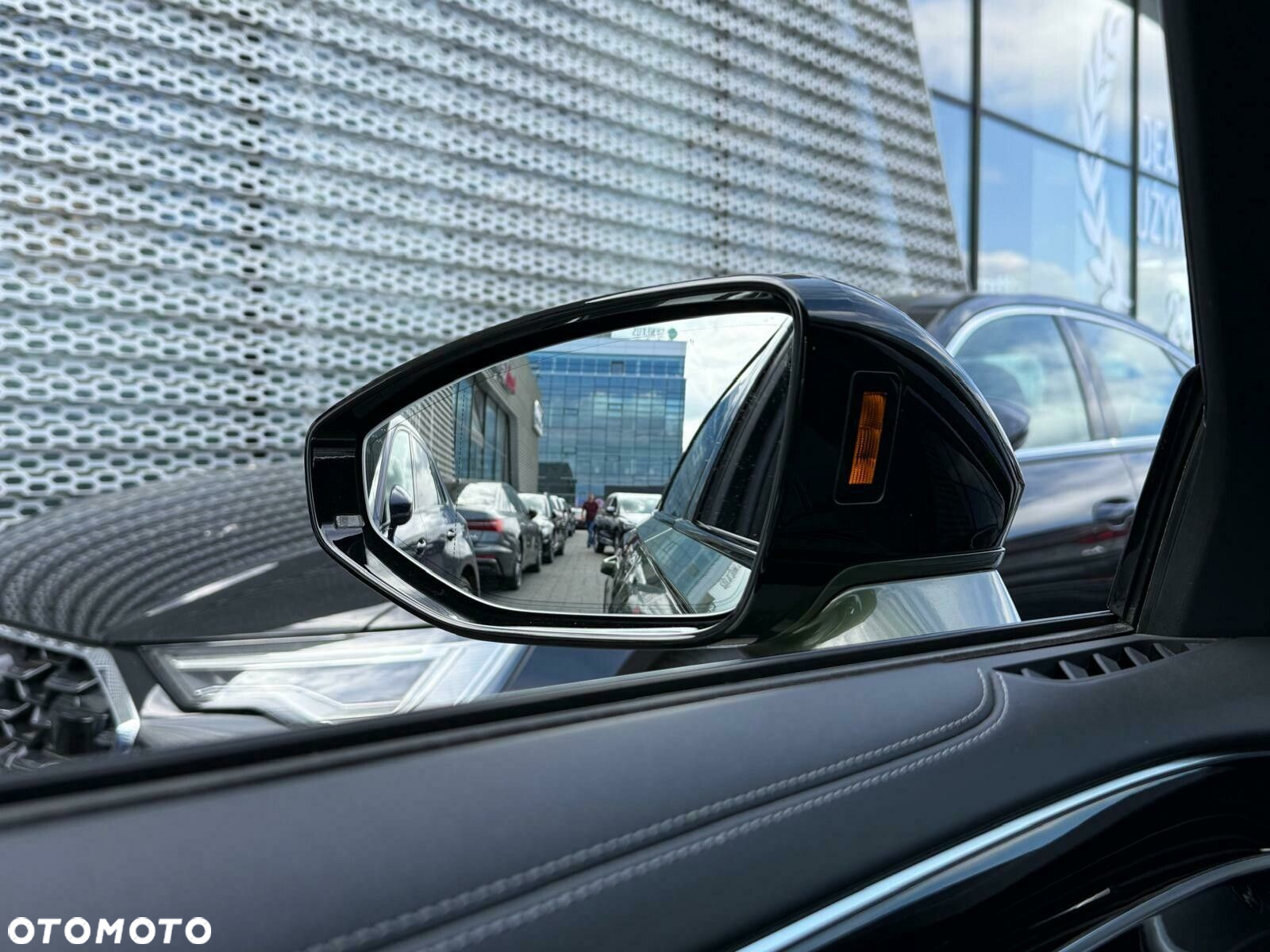 Audi A8 - 28