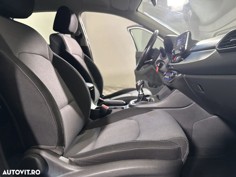 Hyundai i30 - 12