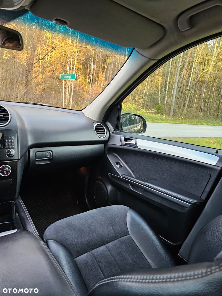 Mercedes-Benz ML 320 CDI 4Matic 7G-TRONIC - 32