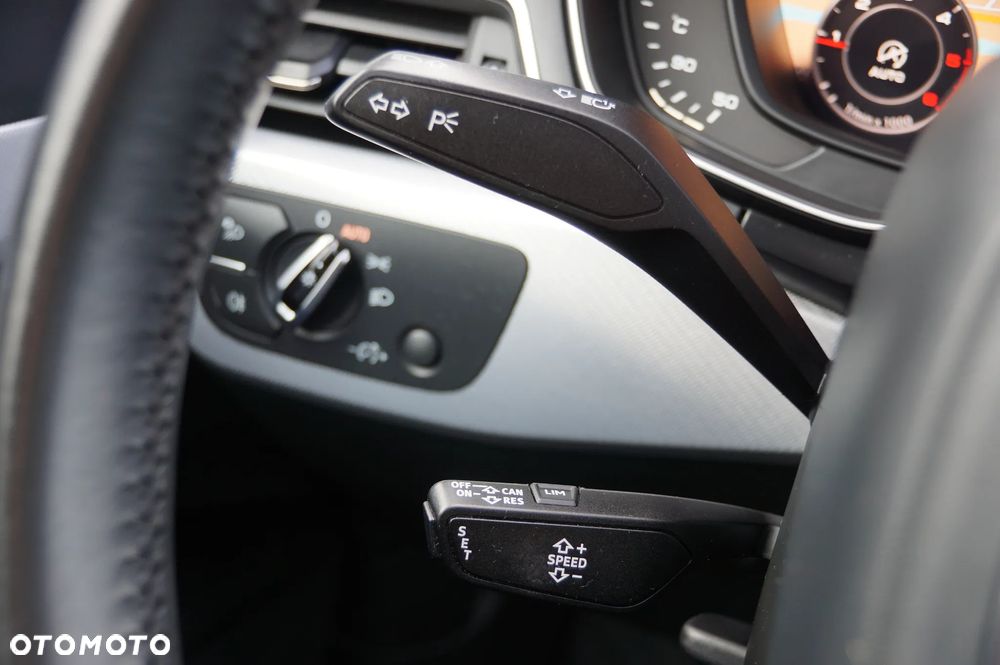 Audi A4 Avant 2.0 TDI clean diesel Quattro - 23