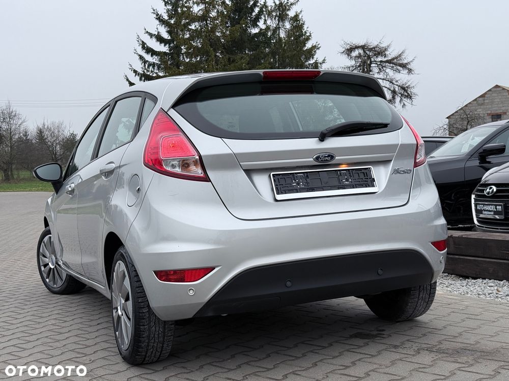 Ford Fiesta 1.25 Titanium EU5 - 4