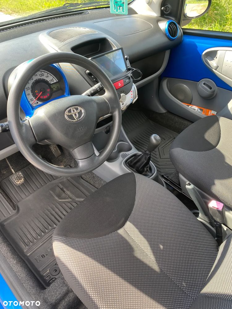 Toyota Aygo - 12