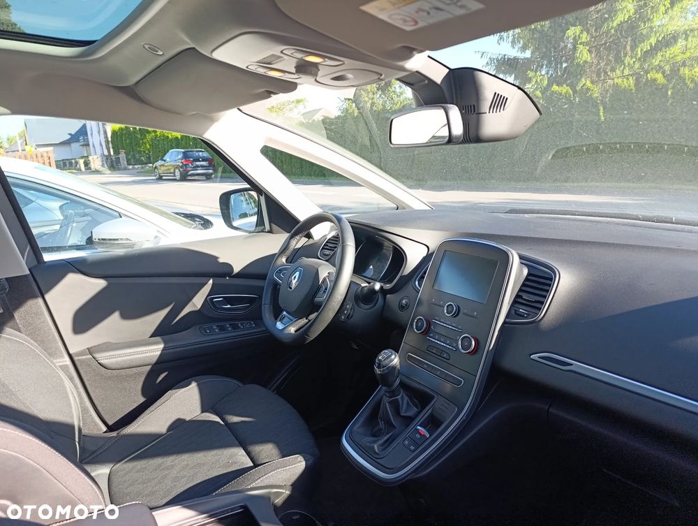 Renault Scenic TCe 115 GPF LIMITED - 30