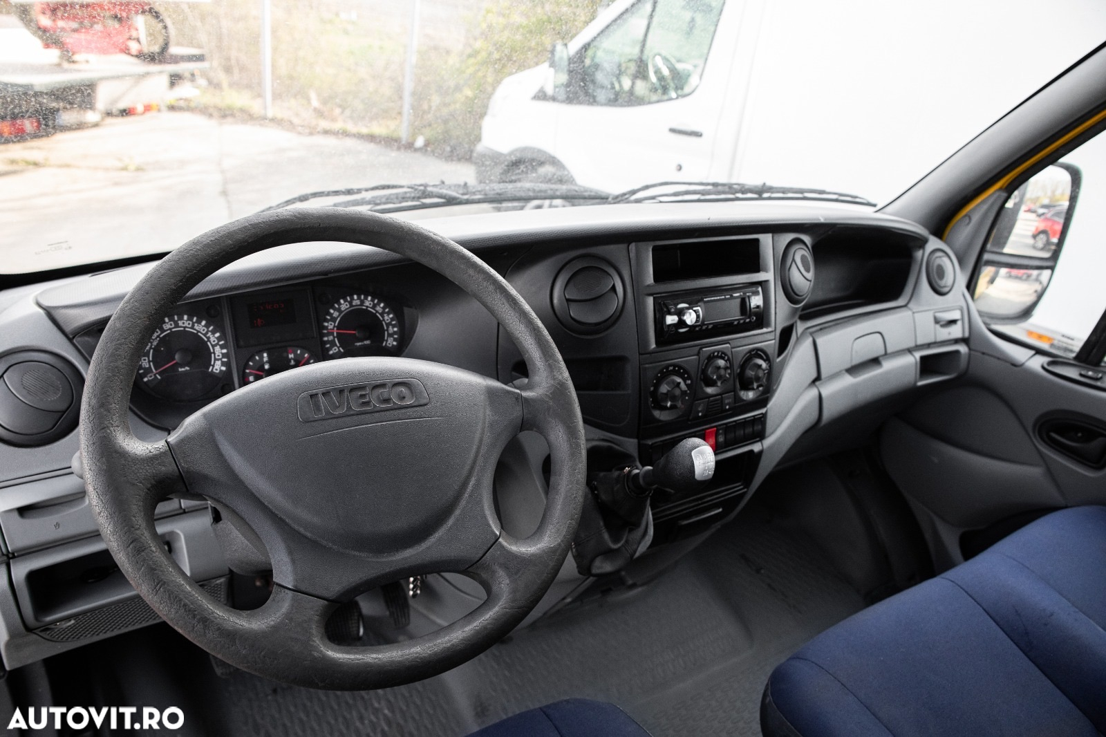 Iveco 35 c15 macaraua basculabil - 11