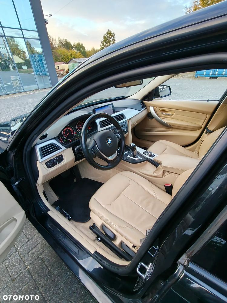 BMW Seria 3 - 18