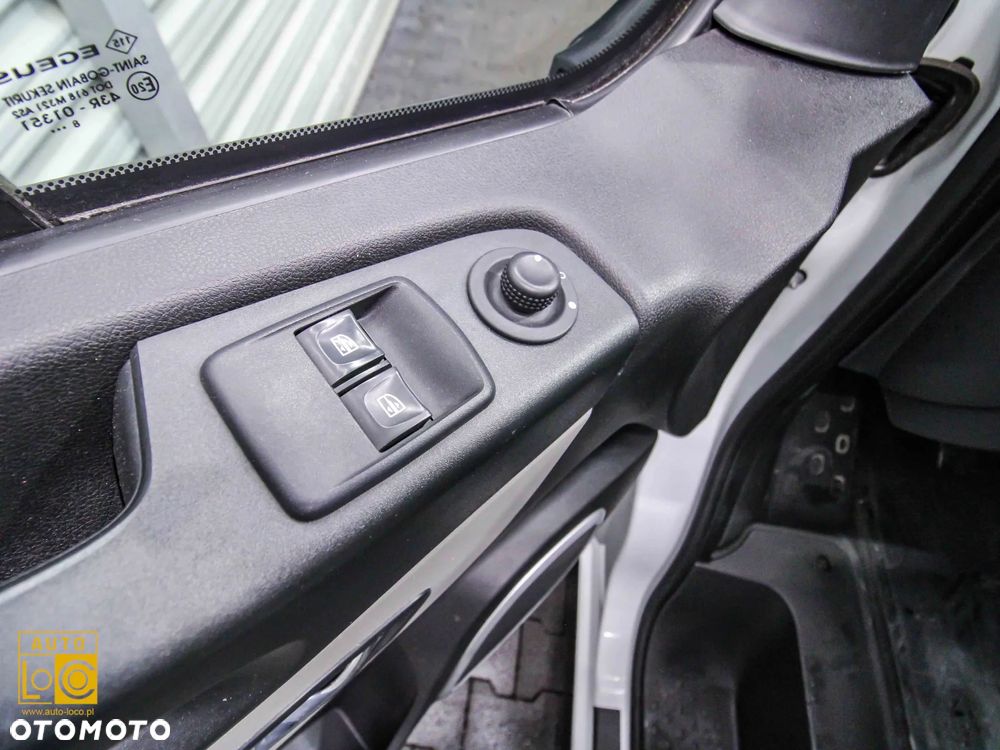 Renault TRAFIC LONG BRYGADÓWKA 6 OSÓB - 21