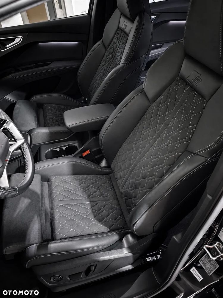 Audi Q4 e-tron 45 82kWh Advanced - 12