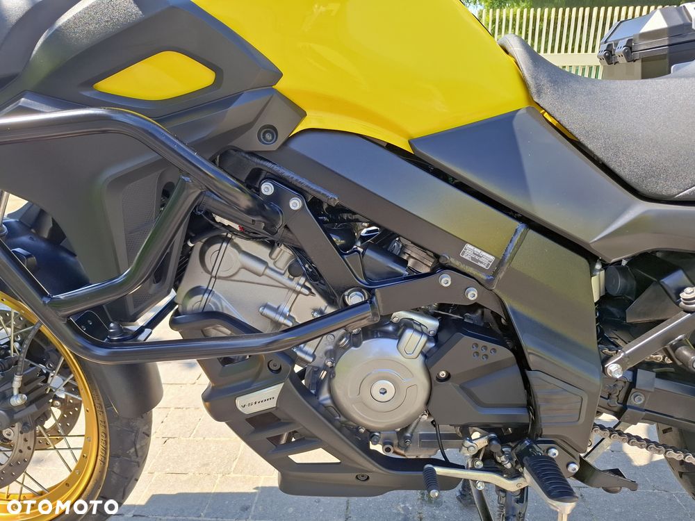 Suzuki V-STROM - 17