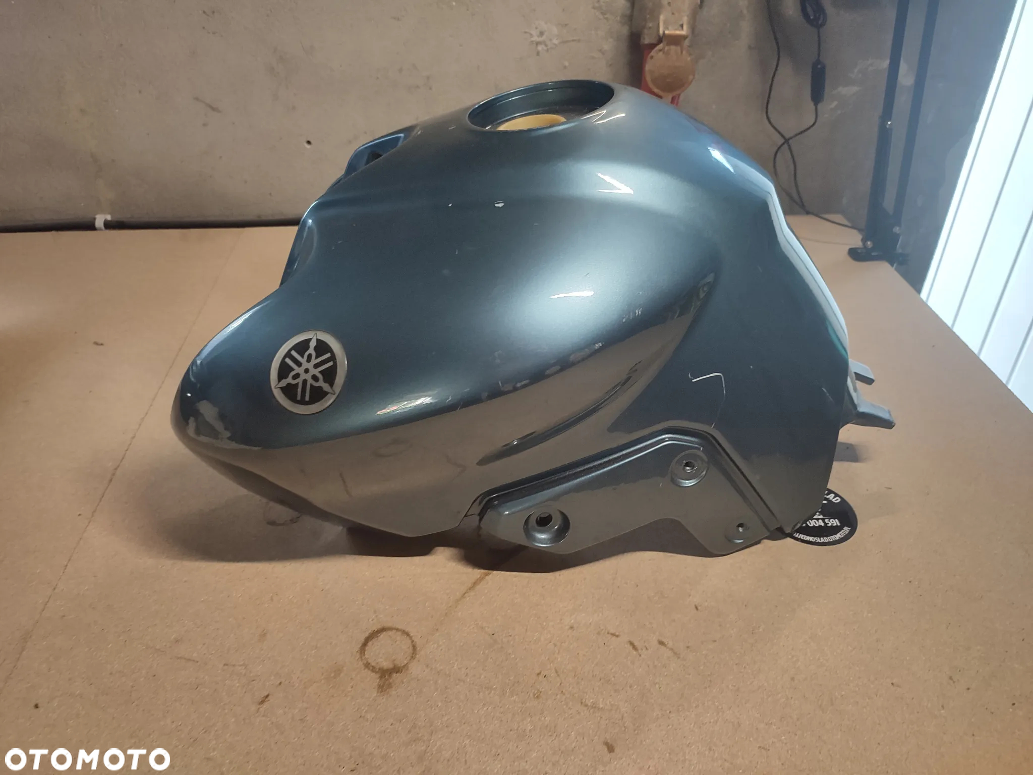 Bak, zbiornik paliwa Yamaha MT03 - 3