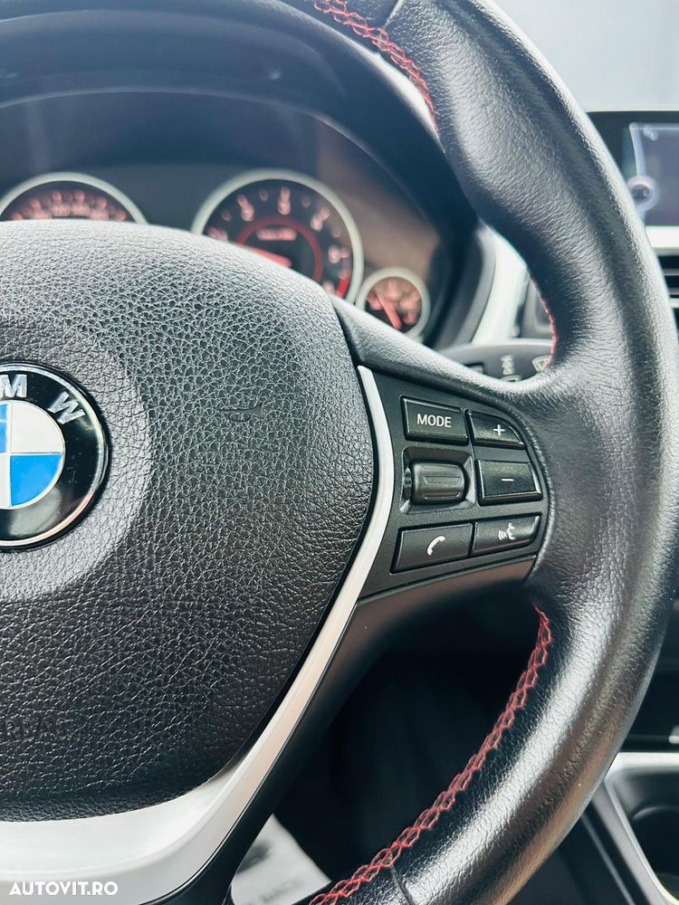 BMW Seria 3 318d Aut. Blue Performance Sport Line - 32