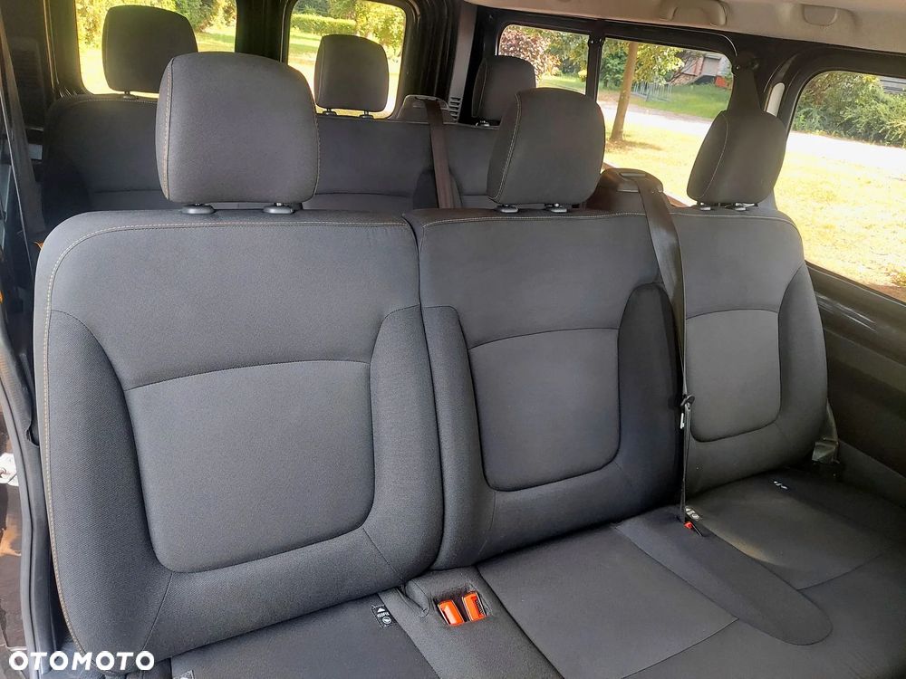 Renault Trafic - 12