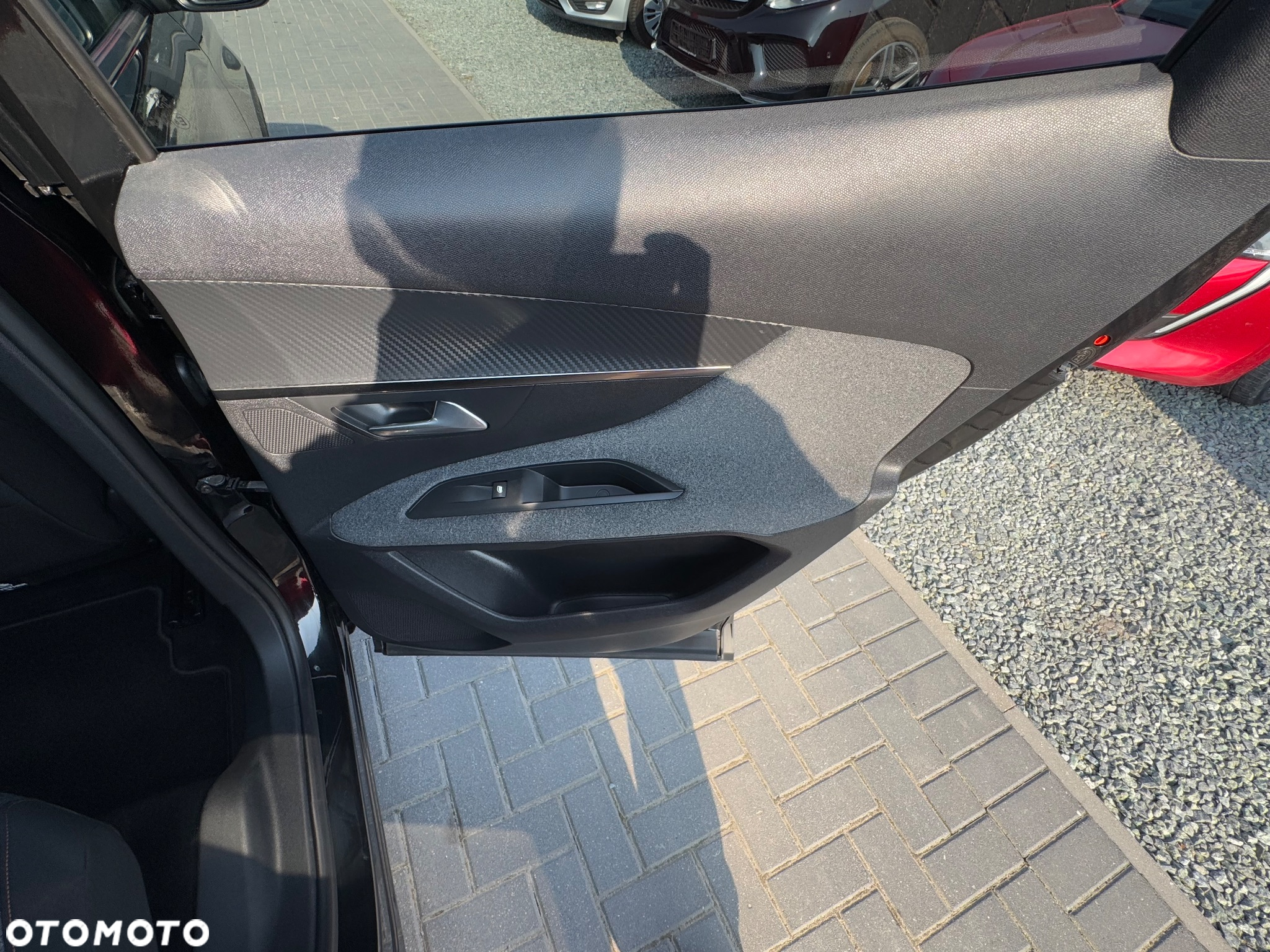 Peugeot 3008 1.6 BlueHDi Active S&S - 26
