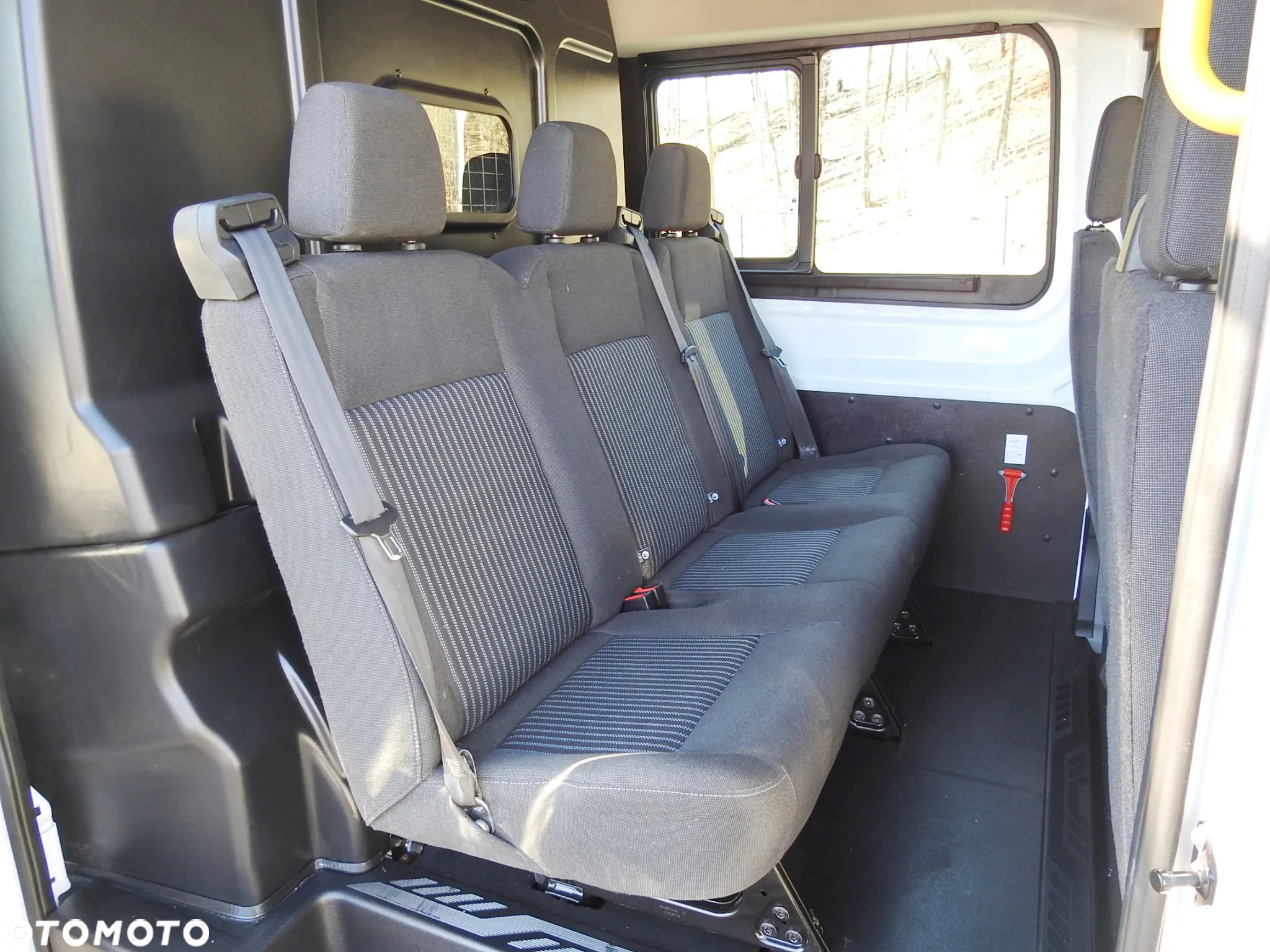 Ford TRANSIT  FURGON BRYGADÓWKA 6 MIEJSC TEMPOMAT NAWIGACJA LEDY KLIMATYZACJA 130KM [ D87143 ] - 36