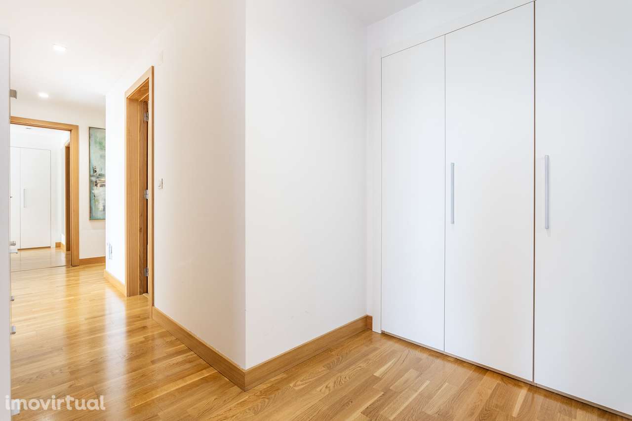 T4+1 - Venda - Magnífica Vista de Parque - Grande imagem: 4/43