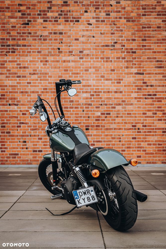 Harley-Davidson Dyna Street Bob - 23