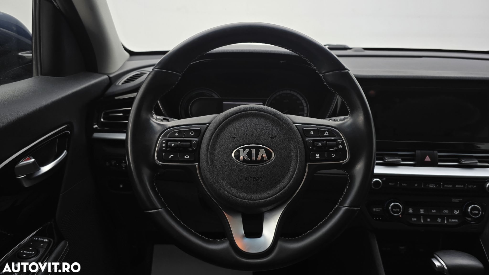 Kia Niro - 15