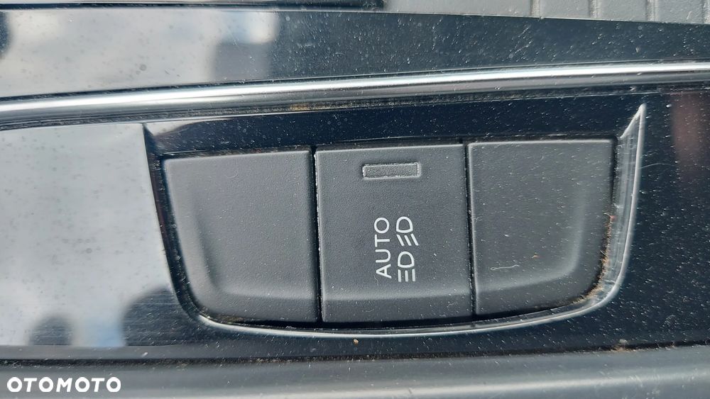 Peugeot 508 2.0 BlueHDi RXH S&S - 21