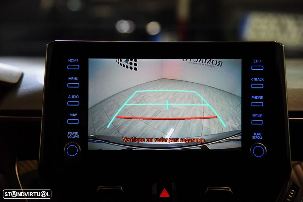 Toyota Corolla Touring Sports - 19