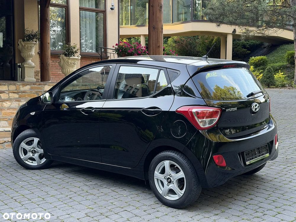 Hyundai i10 1.0 YES - 20