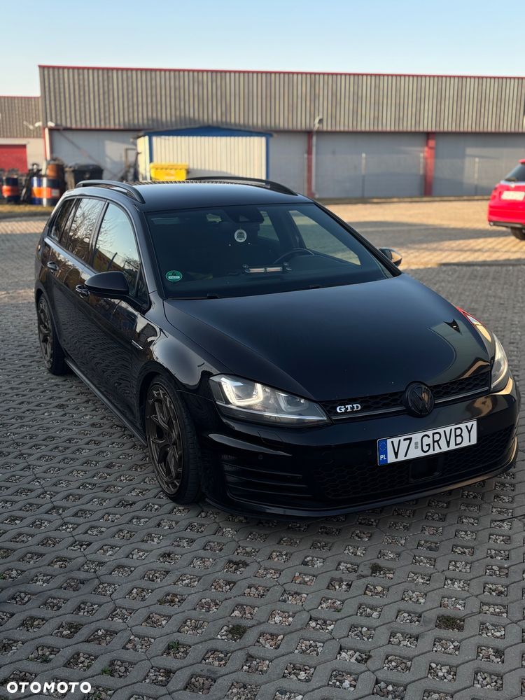 Volkswagen Golf GTD 2.0 TDI SCR DSG - 17