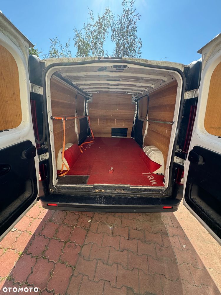 Renault trafic - 12