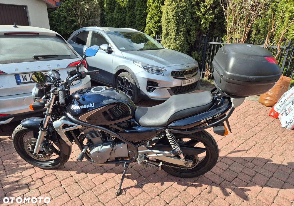 Kawasaki ER - 2