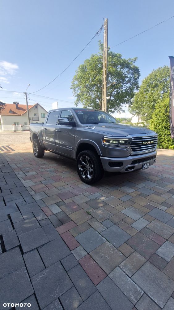 Dodge RAM - 1