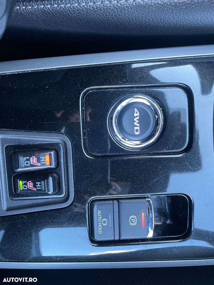 Mitsubishi Outlander - 36