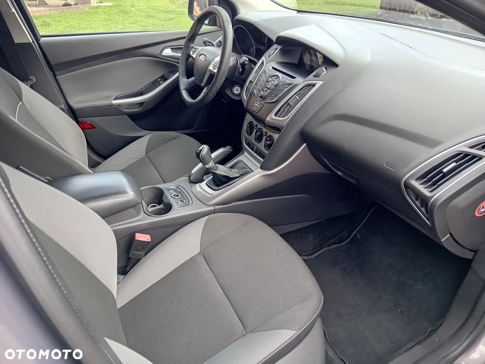 Ford Focus - 9