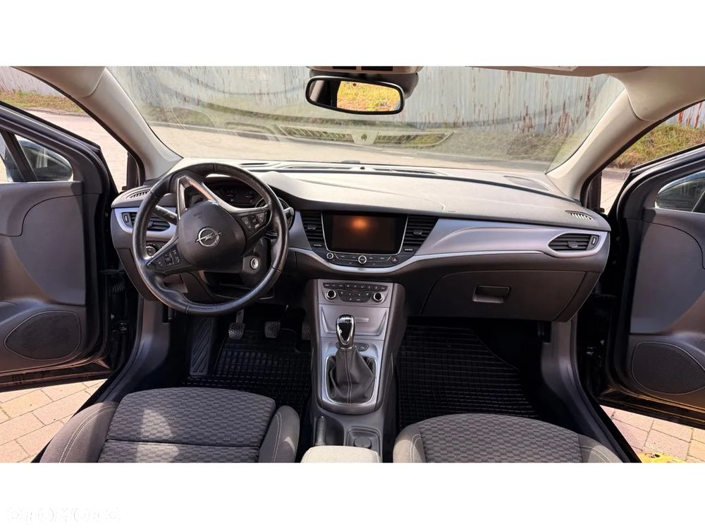 Opel Astra - 10
