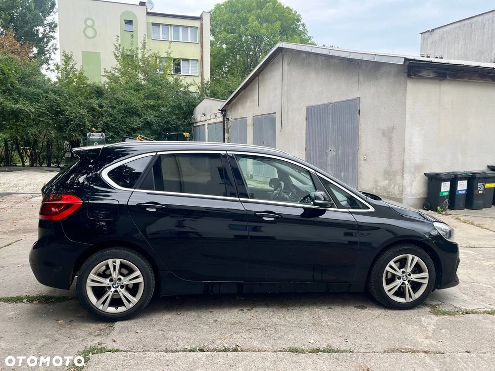 BMW Seria 2 218i - 5