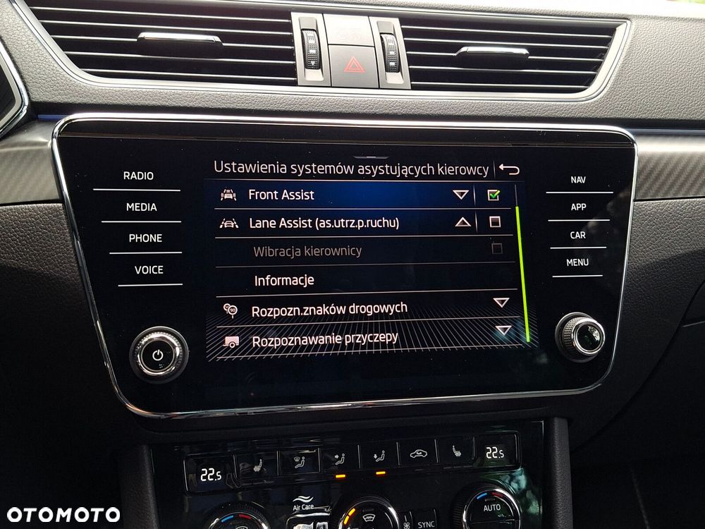 Skoda Superb 2.0 TDI SCR 4x4 Sportline DSG - 33
