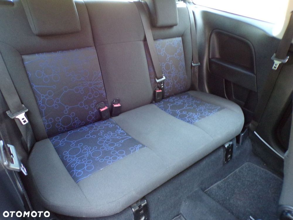 Ford Fiesta - 27