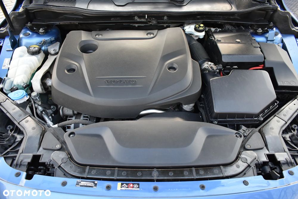 Volvo V40 D2 RDesign - 8