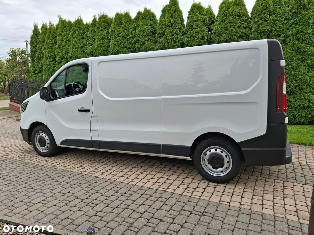 Renault Trafic - 13