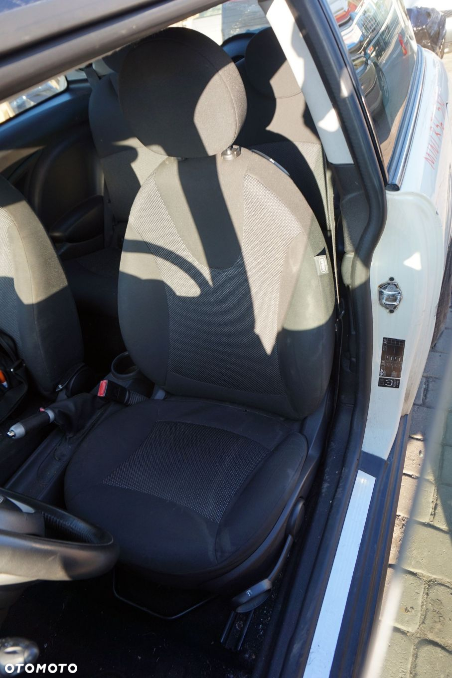 MINI COOPER II R56 5D HB 2007 850 1.6 D DV6TED4 109KM GS6-53DG-CIN BIAŁY PEPPER WHITE na części - 11