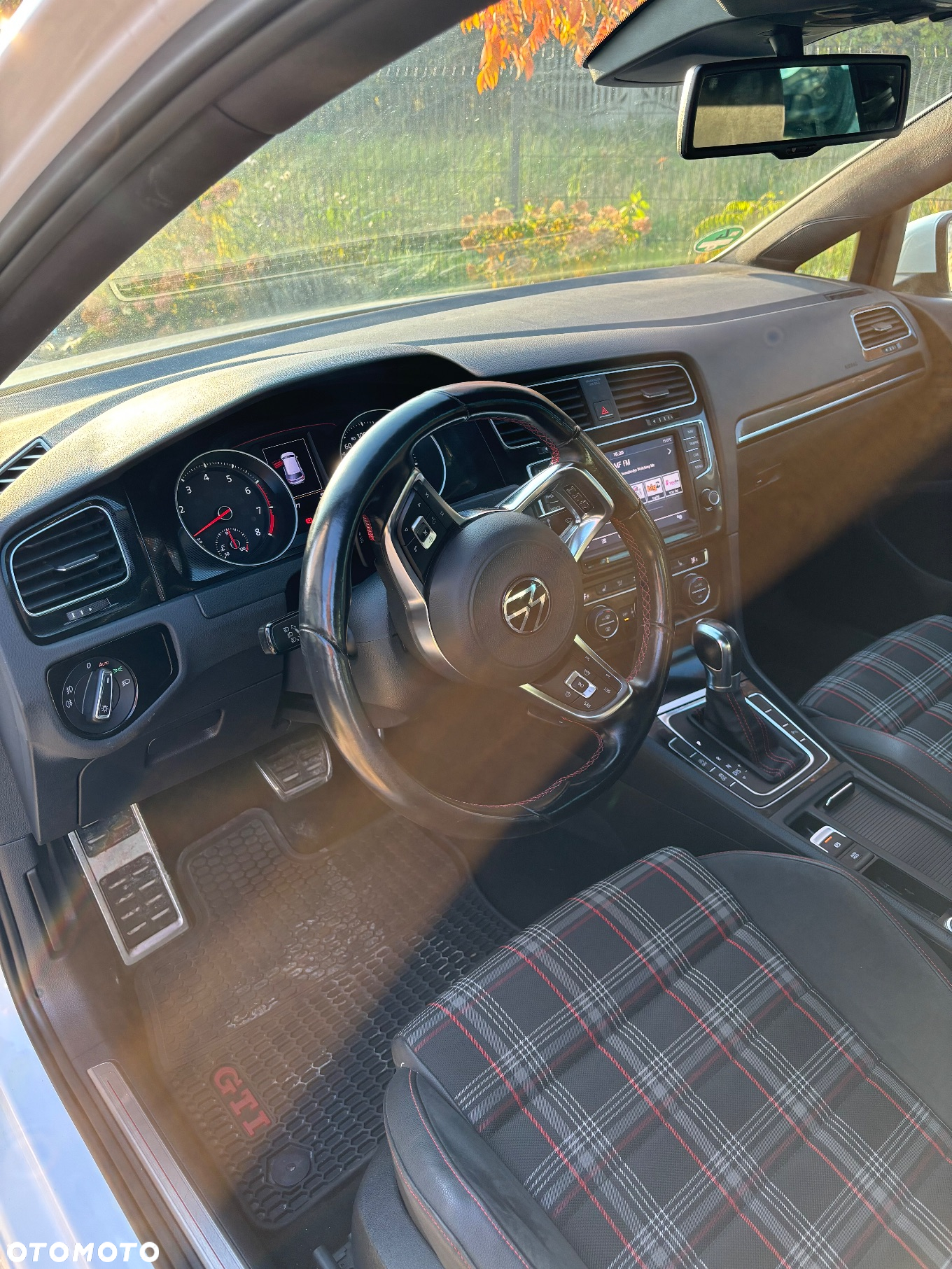 Volkswagen Golf VII 2.0 TSI BMT GTI DSG - 16