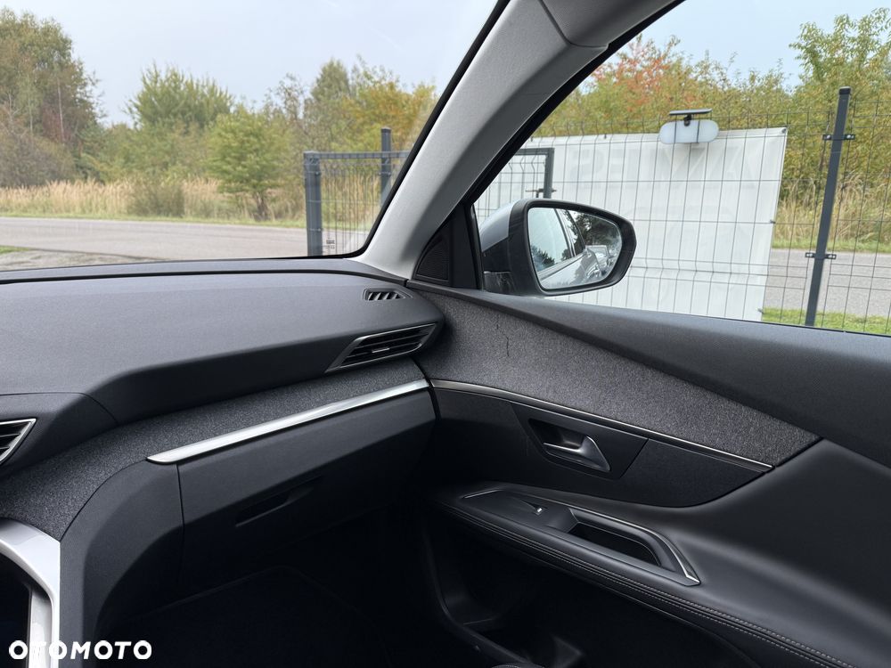 Peugeot 3008 1.5 BlueHDi Allure S&S - 20