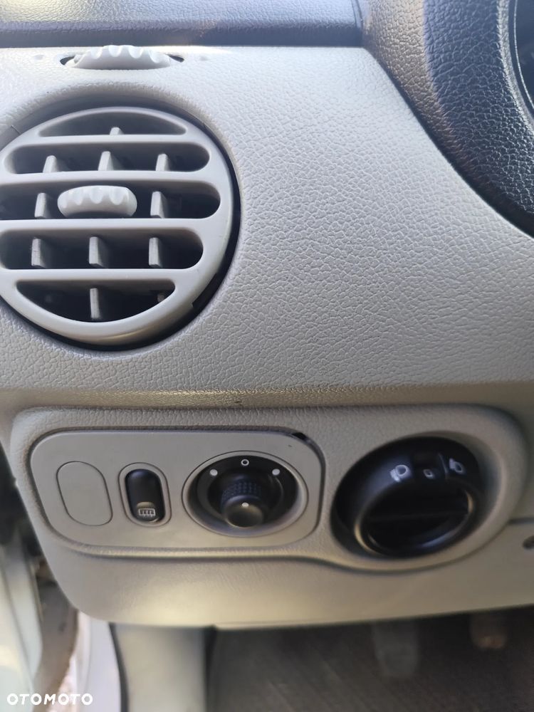 Renault Kangoo - 10