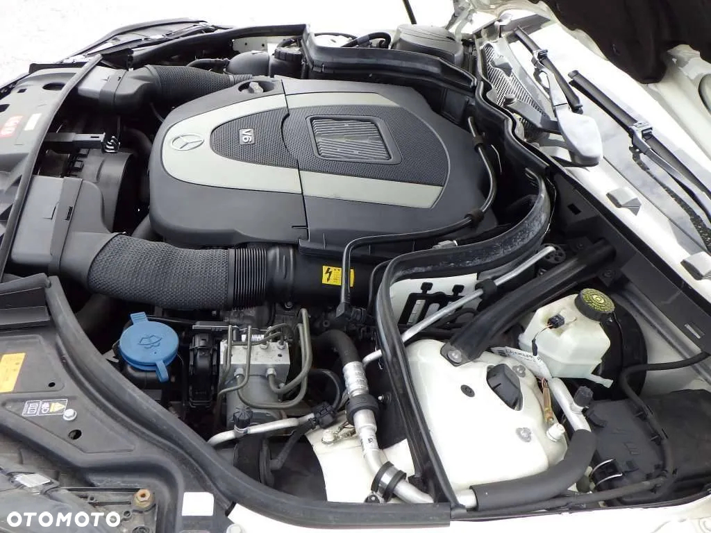 Mercedes-Benz Klasa E 350 Coupe 4Matic 7G-TRONIC - 36