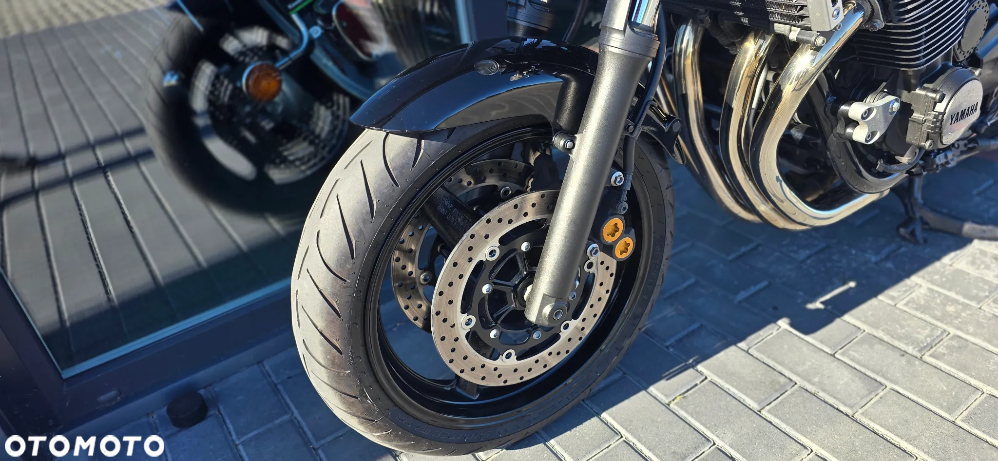Yamaha XJR - 27