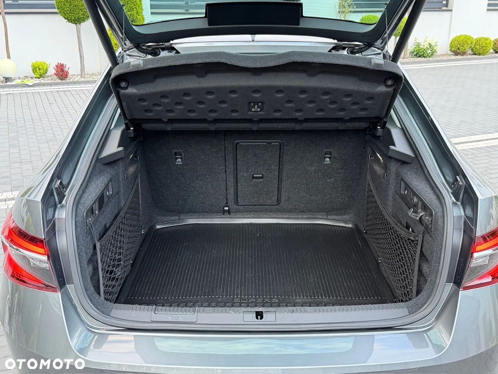 Skoda Superb 2.0 TDI SCR 4x4 L&K DSG - 21