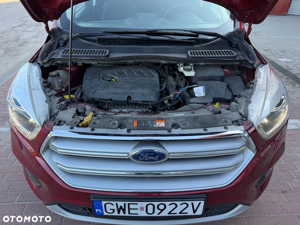 Ford Kuga 1.5 EcoBoost 2x4 Titanium - 13