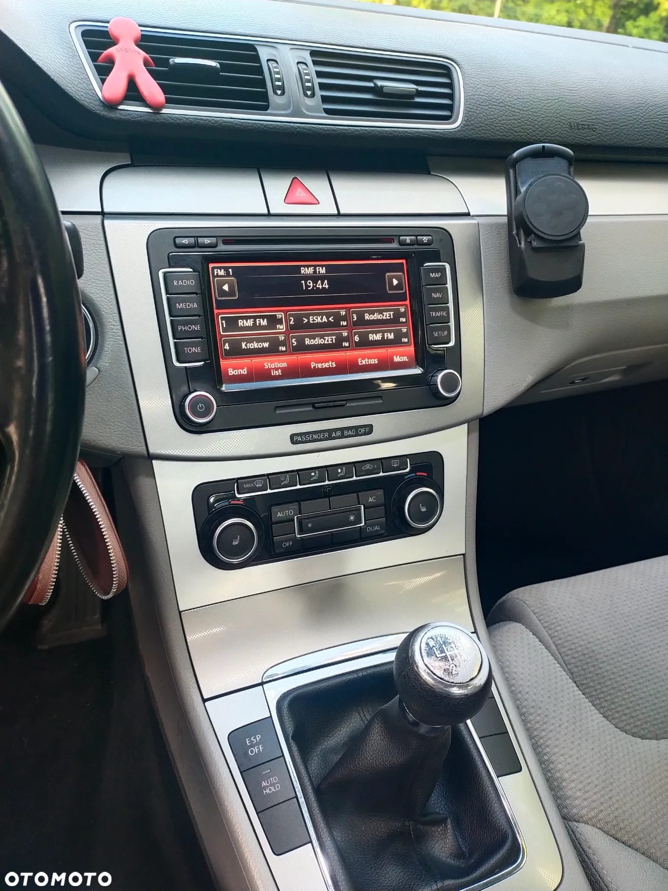 Volkswagen Passat 1.6 FSI Highline - 15