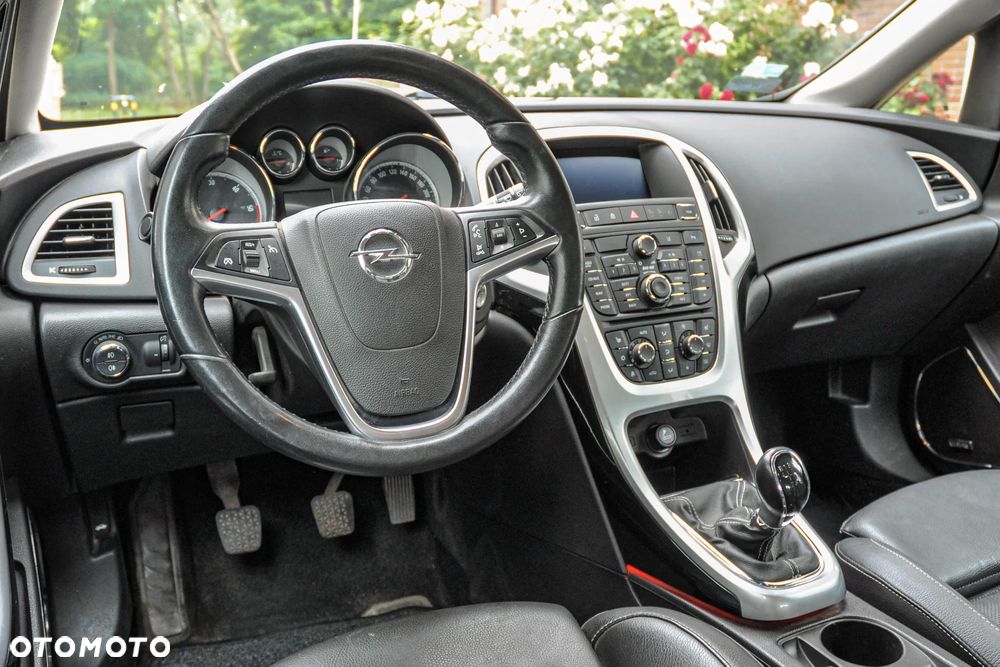 Opel Astra - 9