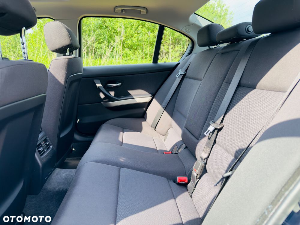 BMW Seria 3 318i Edition Lifestyle - 11