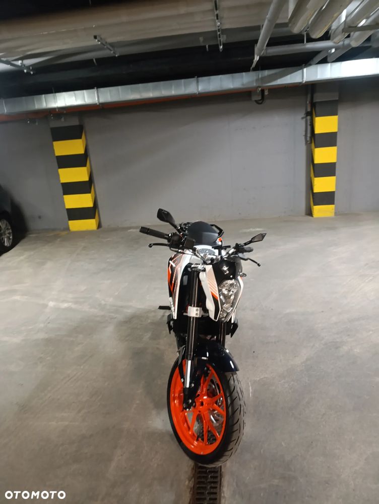 KTM Duke - 12